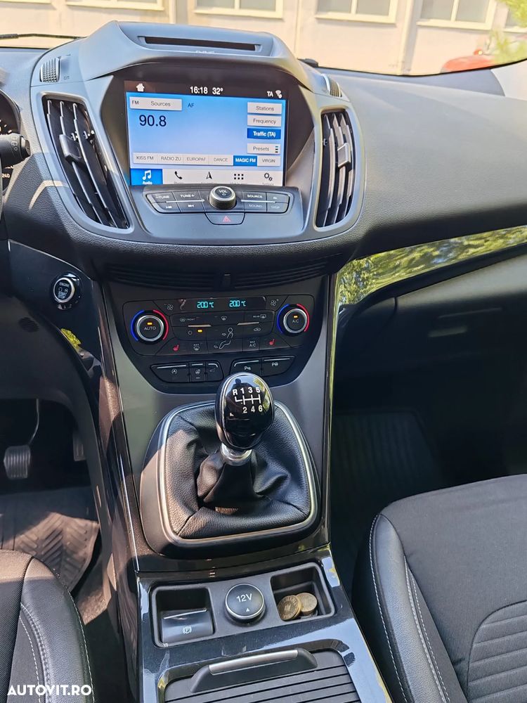 Ford Kuga 1.5 EcoBoost 2WD Titanium - 11