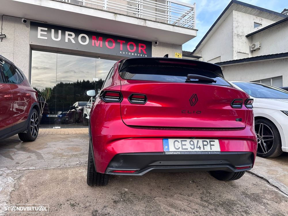 Renault Clio - 6
