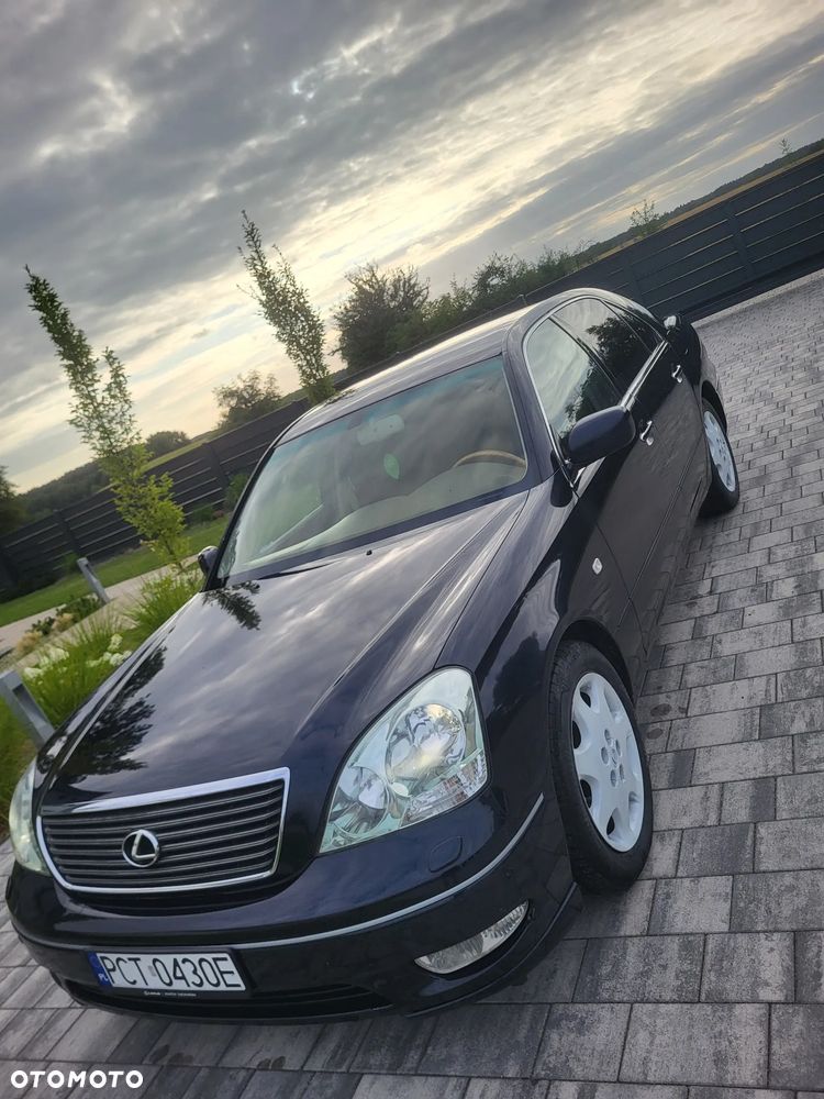 Lexus LS Prezydent - 10