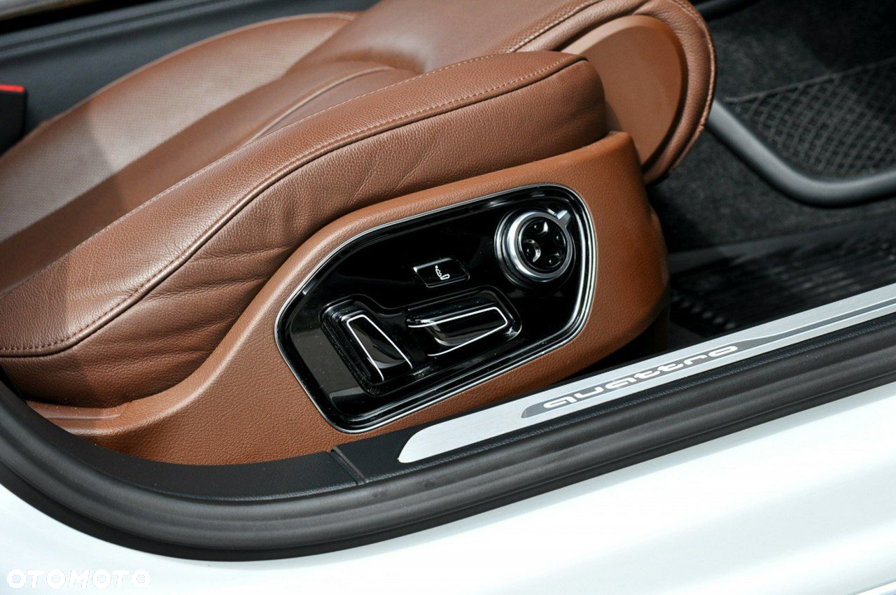 Audi A8 - 18