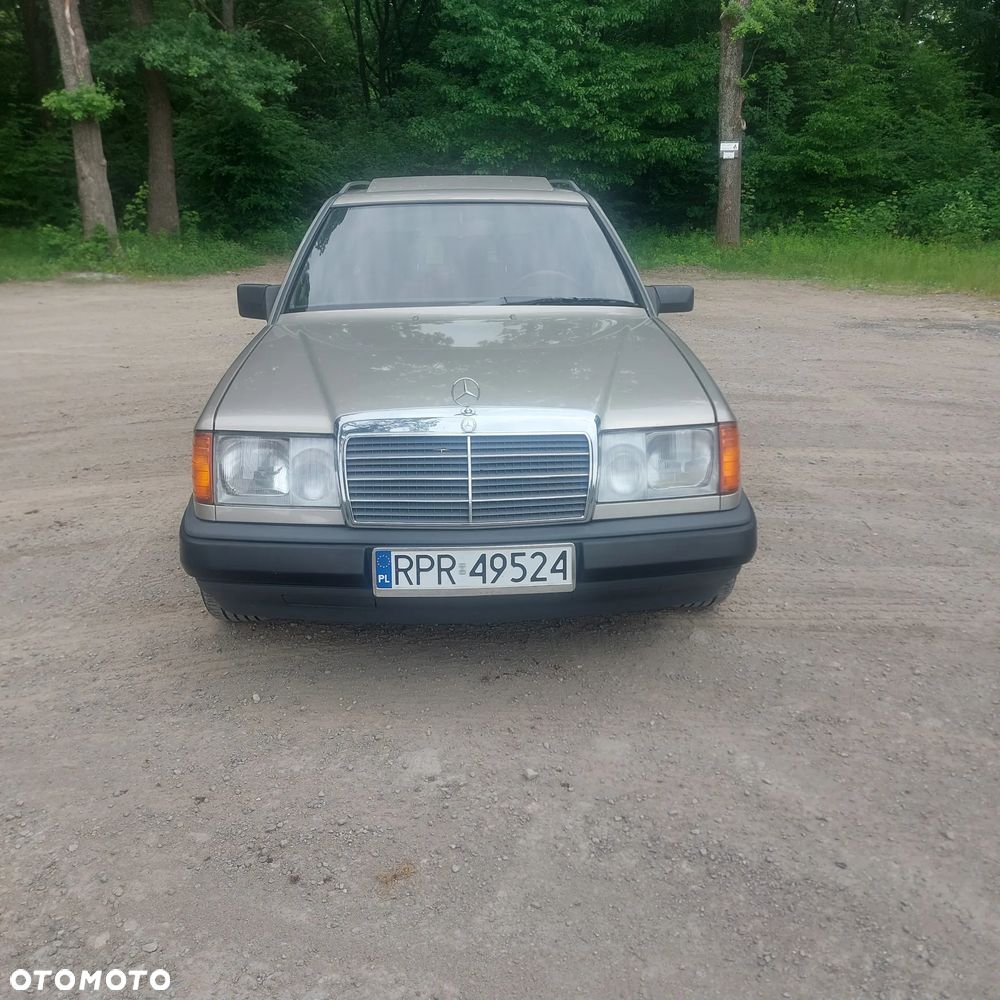 Mercedes-Benz W124 (1984-1993) - 2