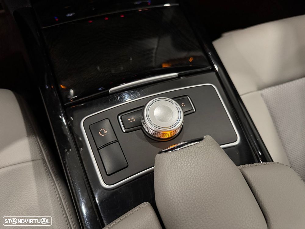 Mercedes-Benz E 250 CDi Avantgarde BlueEfficiency Auto. - 39