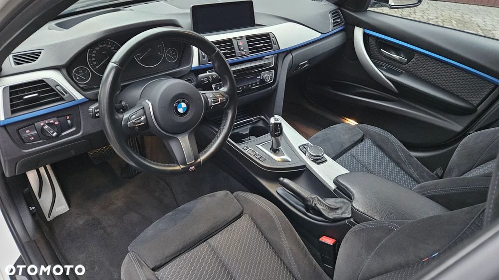 BMW Seria 3 320d xDrive Edition M Sport Shadow - 13