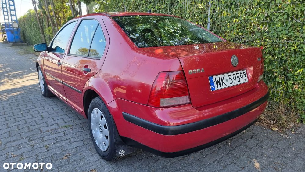 Volkswagen Bora 1.9 TDI - 23