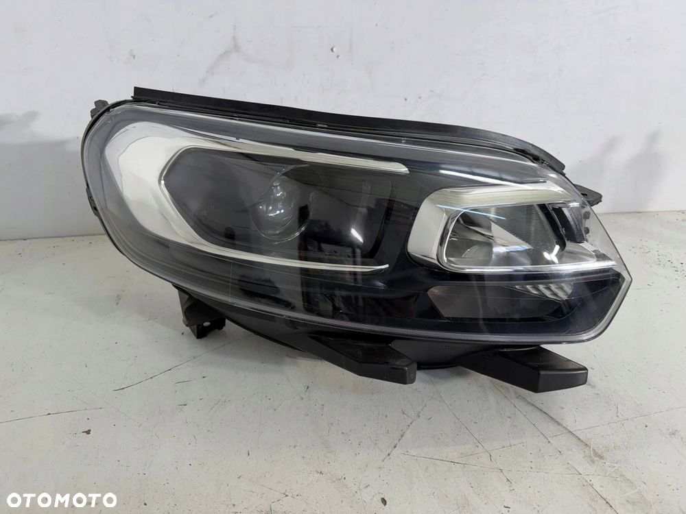 lampa prawy przód prawa przednia citroen jumpy iii eu - 4