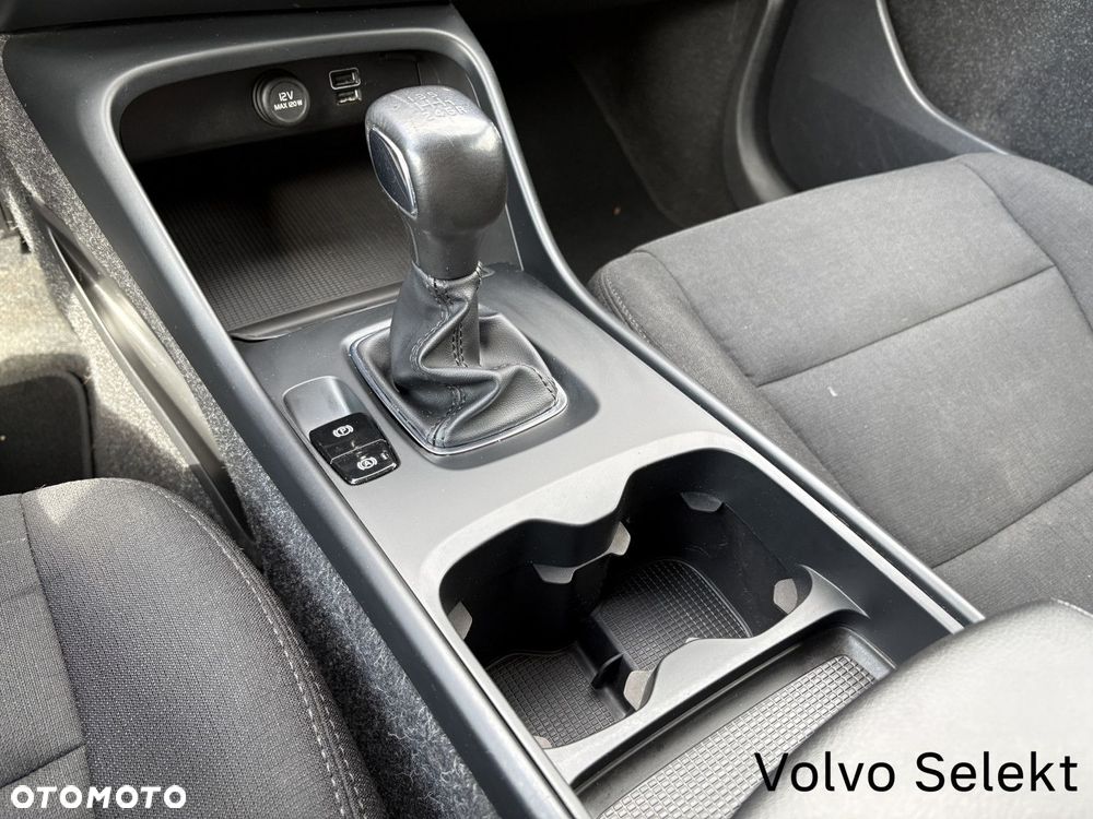 Volvo XC 40 - 11