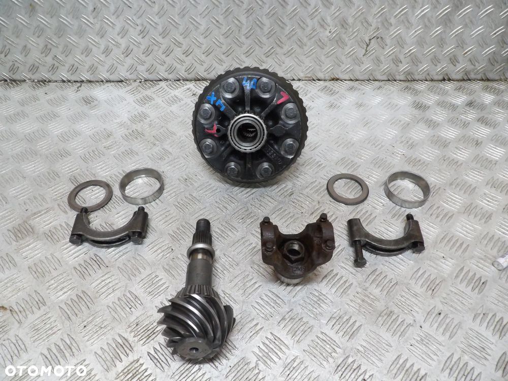 JEEP CHEROKEE XJ MOST PRZÓD 39/11 3.55 DANA 30 - 21