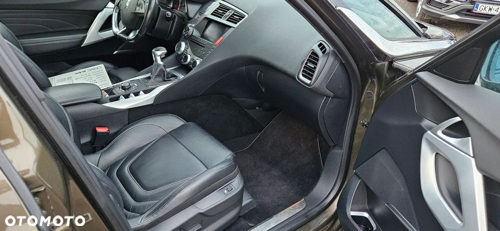 Citroën DS5 THP 200 SoChic - 9