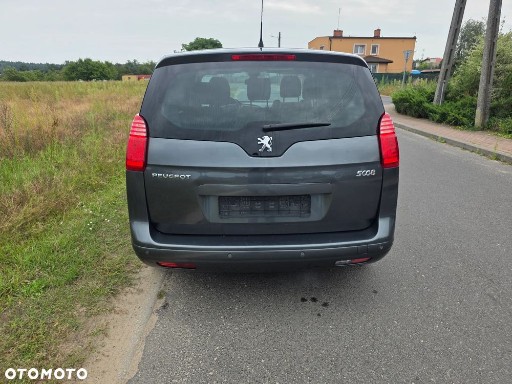 Peugeot 5008 155 THP Premium - 4