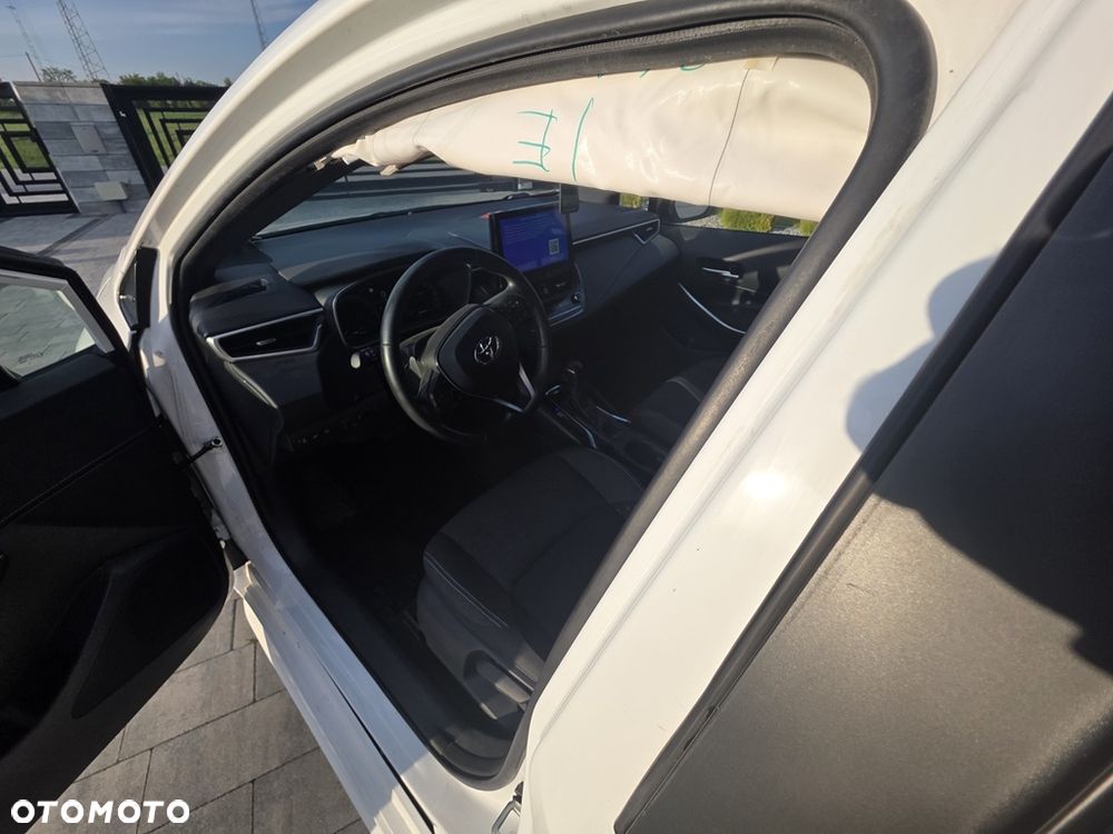 Toyota Corolla 1.8 Hybrid Comfort - 17