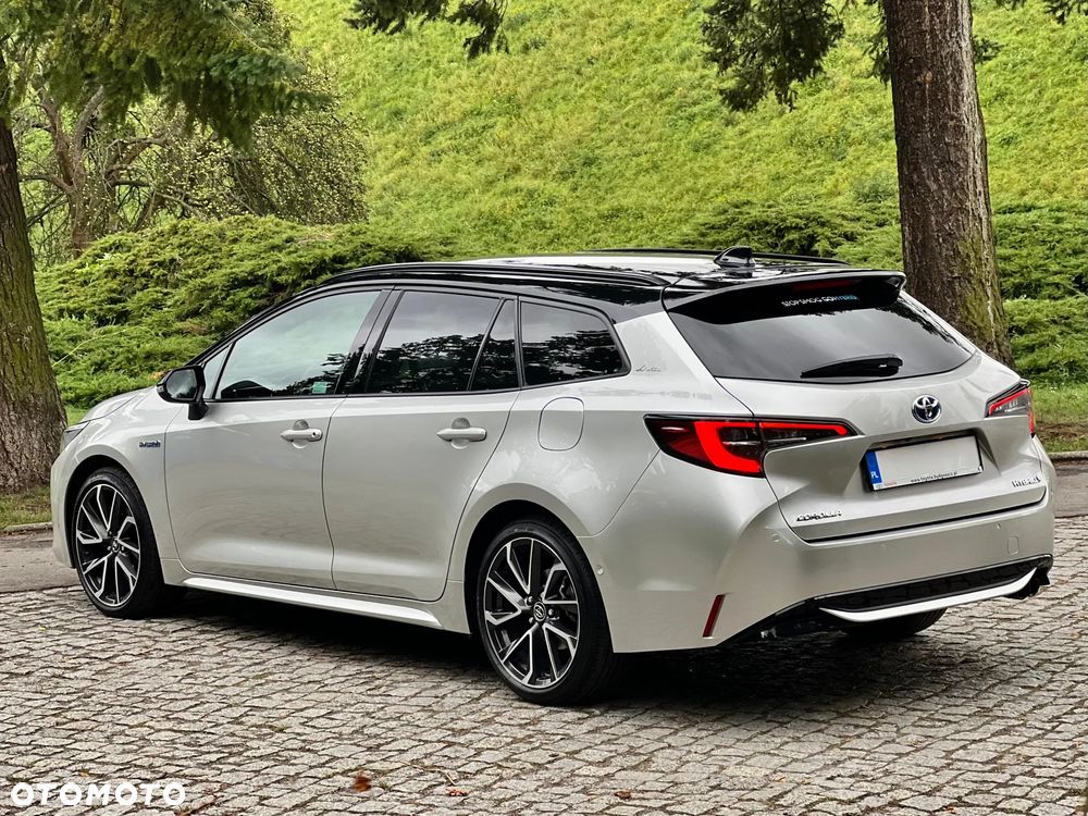 Toyota Corolla 2.0 Hybrid Selection - 18