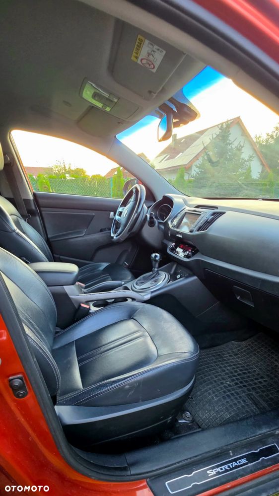 Kia Sportage 2.0 CRDI XL - 10