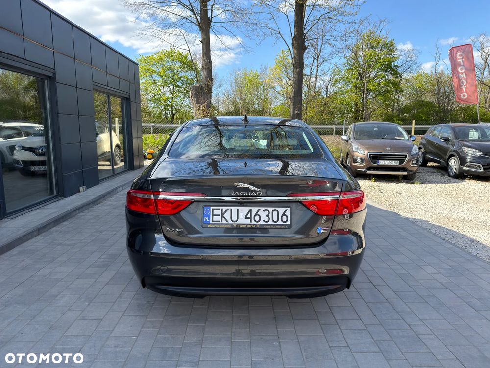 Jaguar XF E-Performance Prestige - 17