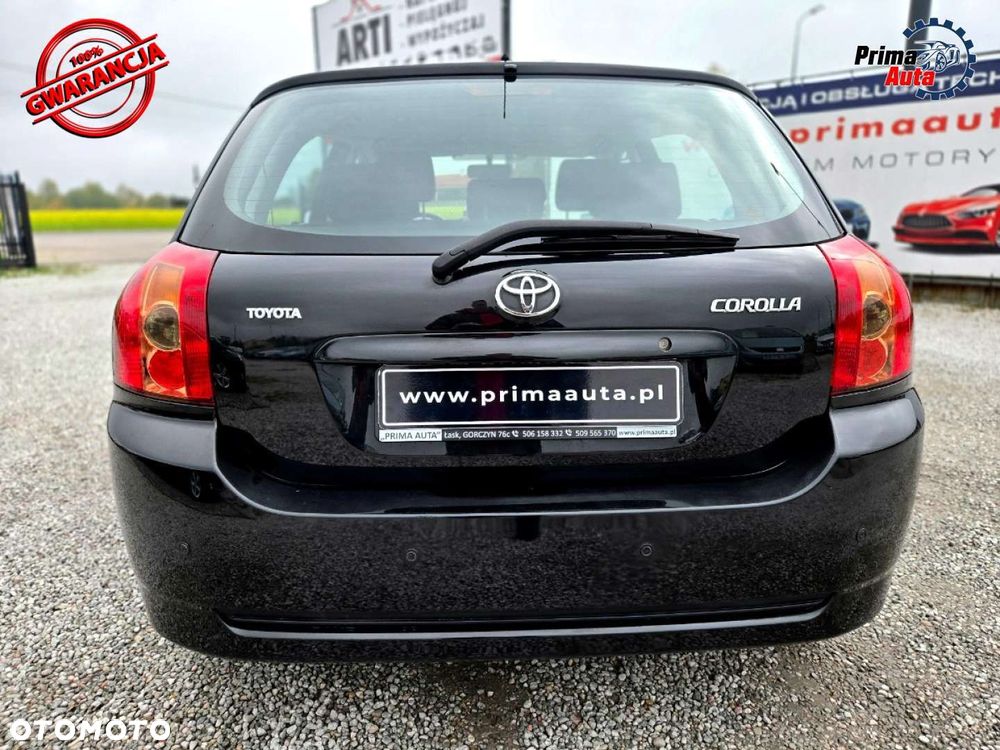 Toyota Corolla - 10