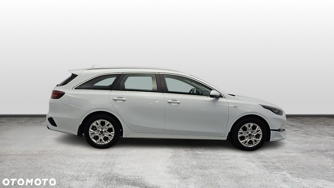 Kia Ceed 1.5 T-GDI M - 6