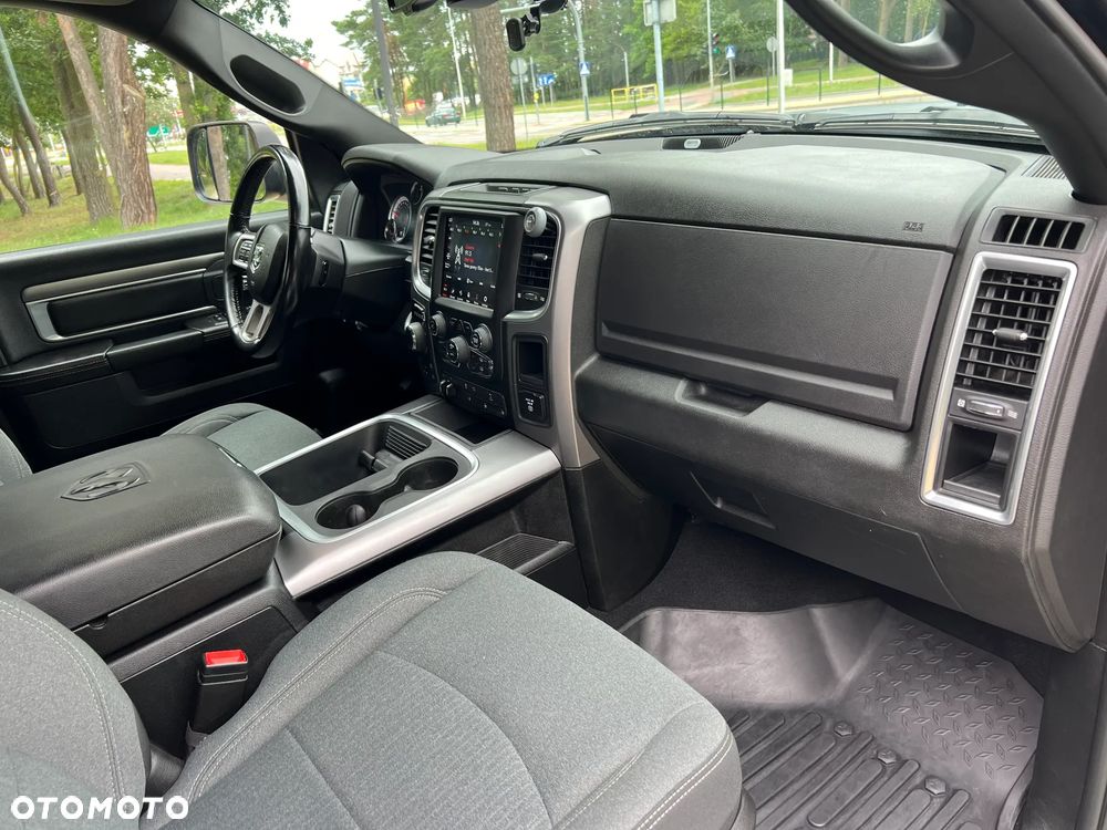 RAM 1500 5.7 Crew Cab Rebel - 25