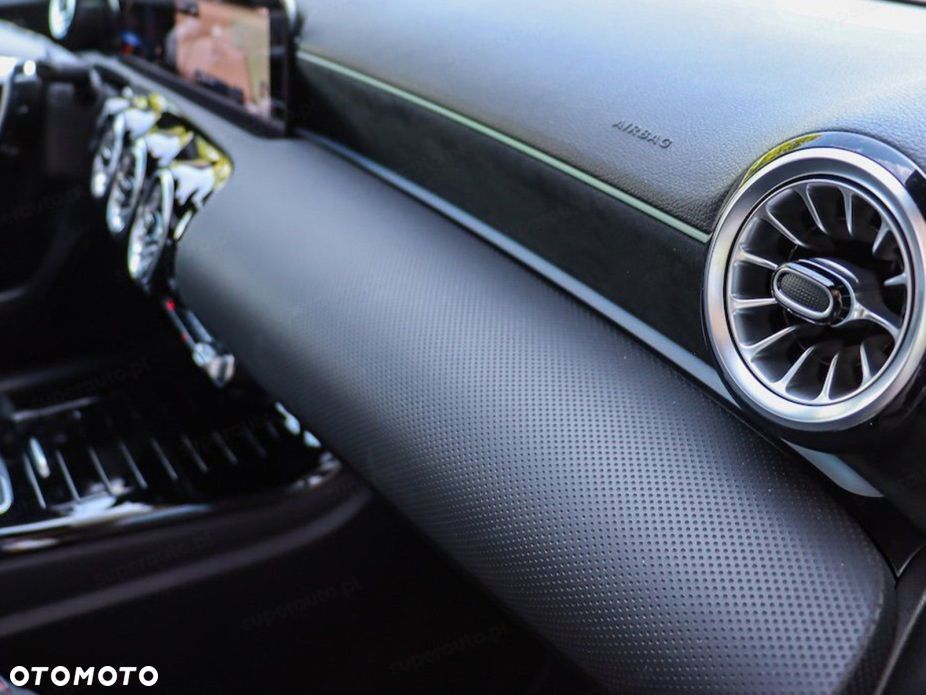 Mercedes-Benz Klasa A 35 AMG 4-Matic 8G-DCT - 10