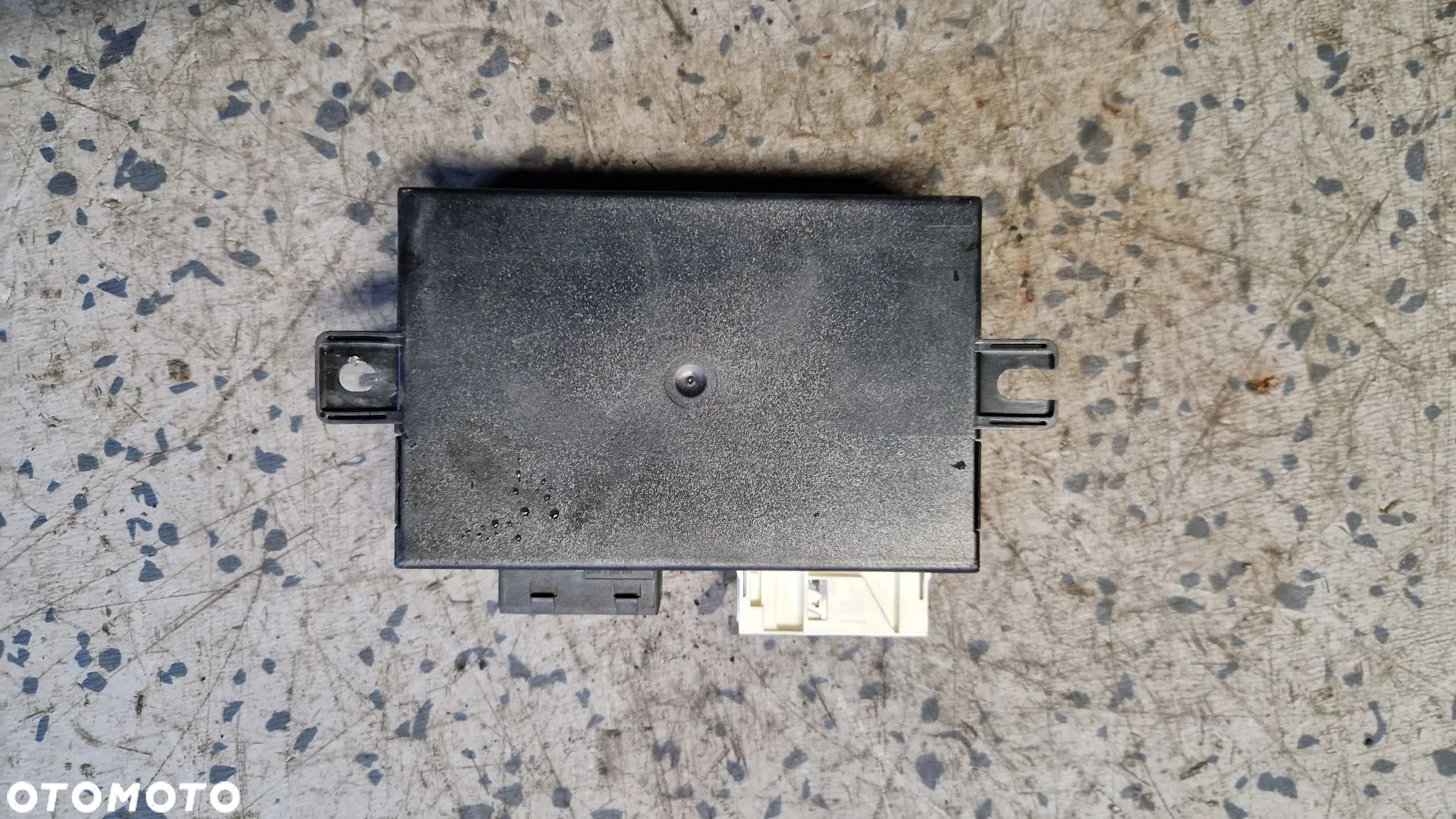 BMW E36 MODUŁ  CENTRALNEGO ZAMKA 8353569 - 1