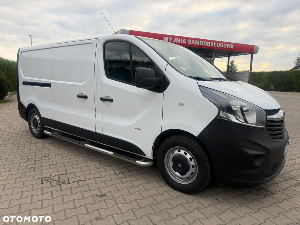 Opel Vivaro - 16