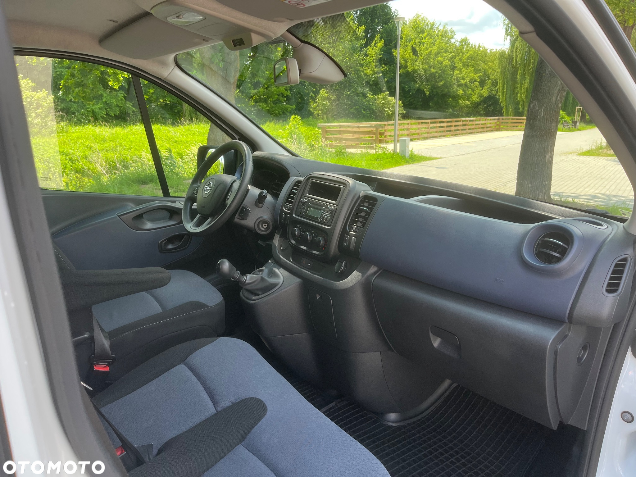 Opel Vivaro - 18
