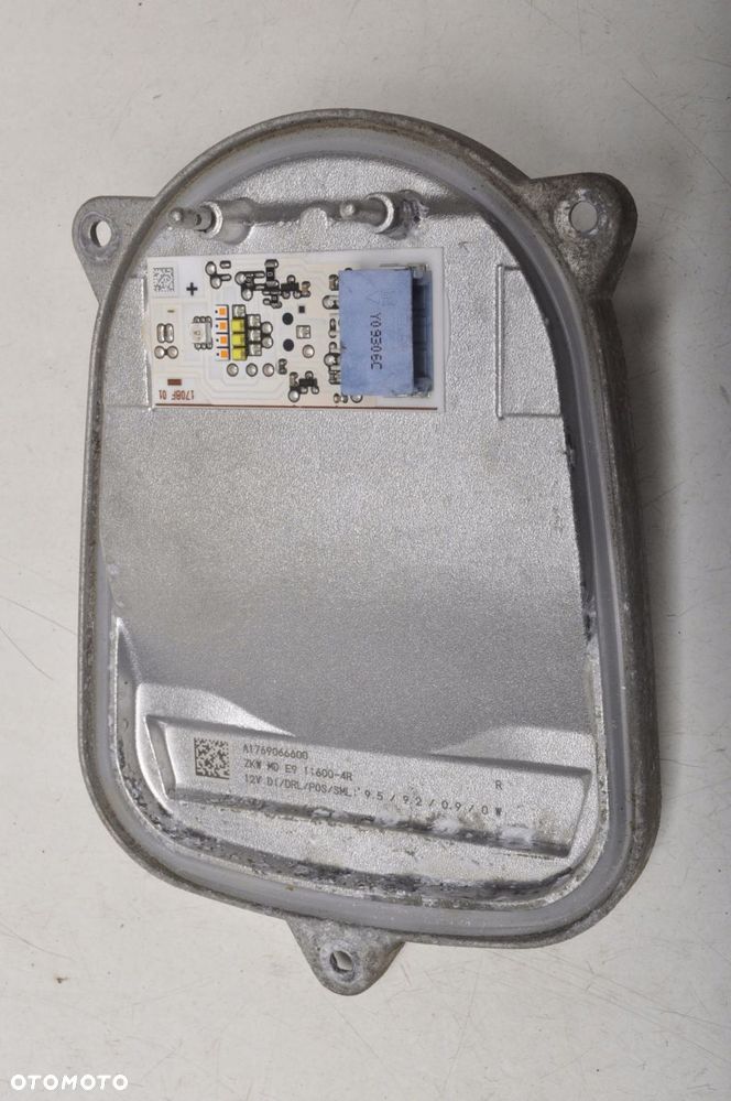 MERCEDES W117 PRZETWORNICA MODUŁ LED A176906600 - 2