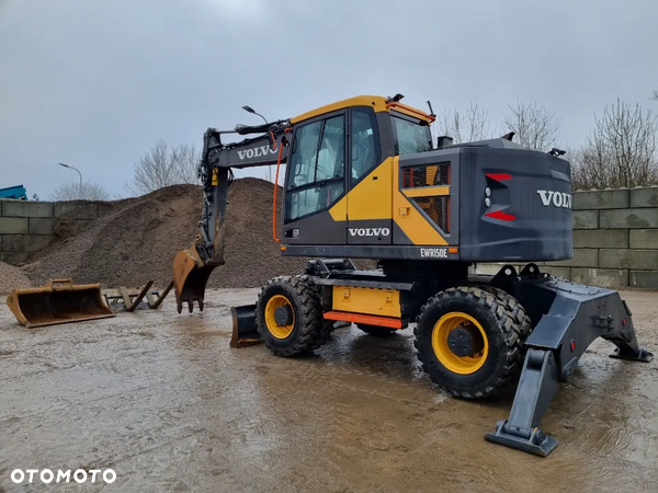 Volvo EWR 150E compact koparka kołowa