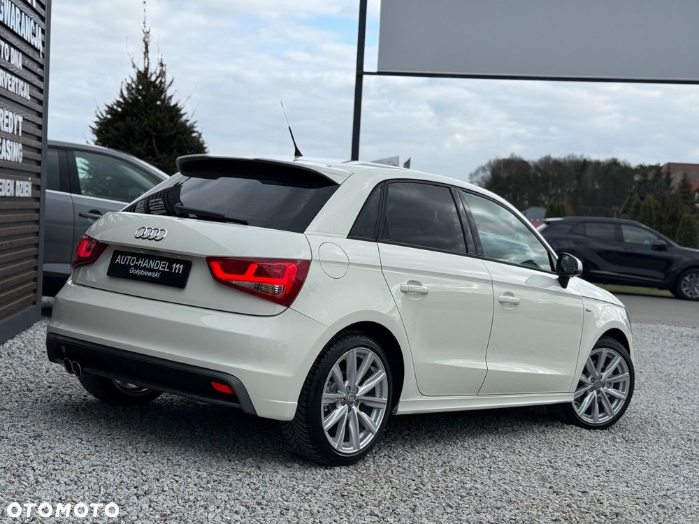 Audi A1 Sportback 1.4 TFSI S tronic S line Sportpaket - 3