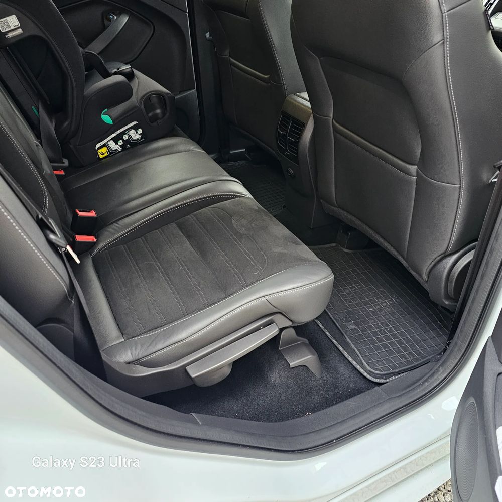 Ford Kuga 1.5 EcoBoost 4x4 ST-Line - 13