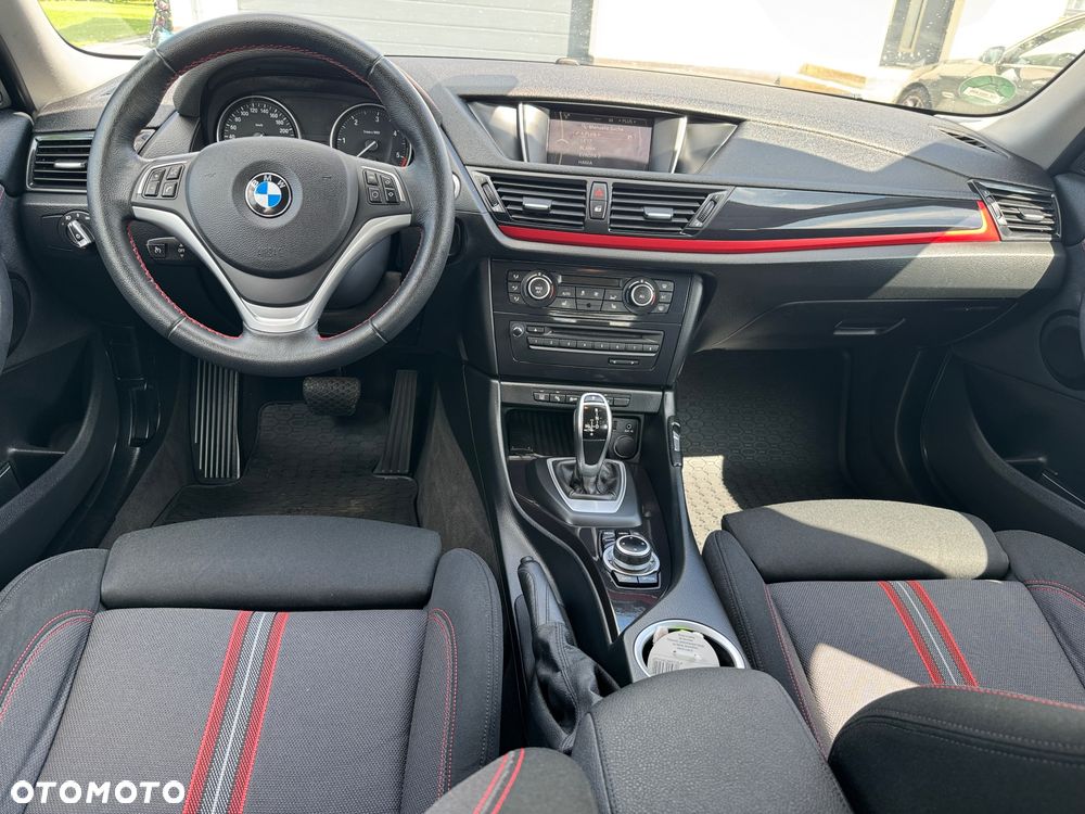 BMW X1 sDrive18d Sport Line - 25