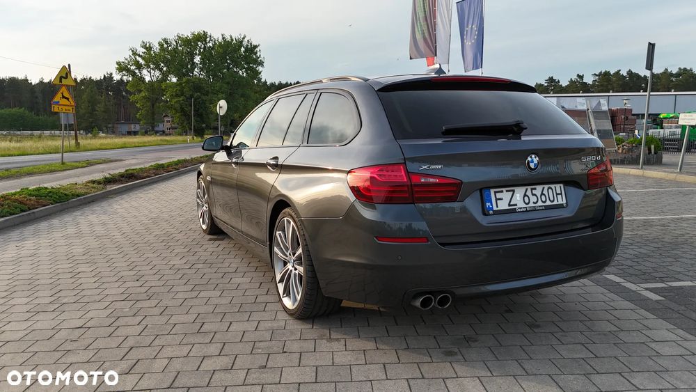 BMW Seria 5 520d Luxury Line - 4