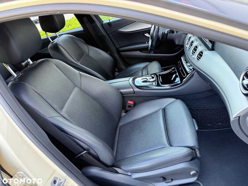 Mercedes-Benz Klasa E 200 d 9G-TRONIC AMG Line - 21