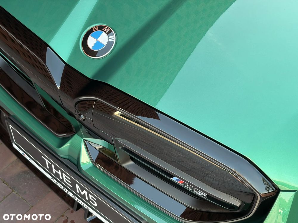 BMW M5 xDrive - 14
