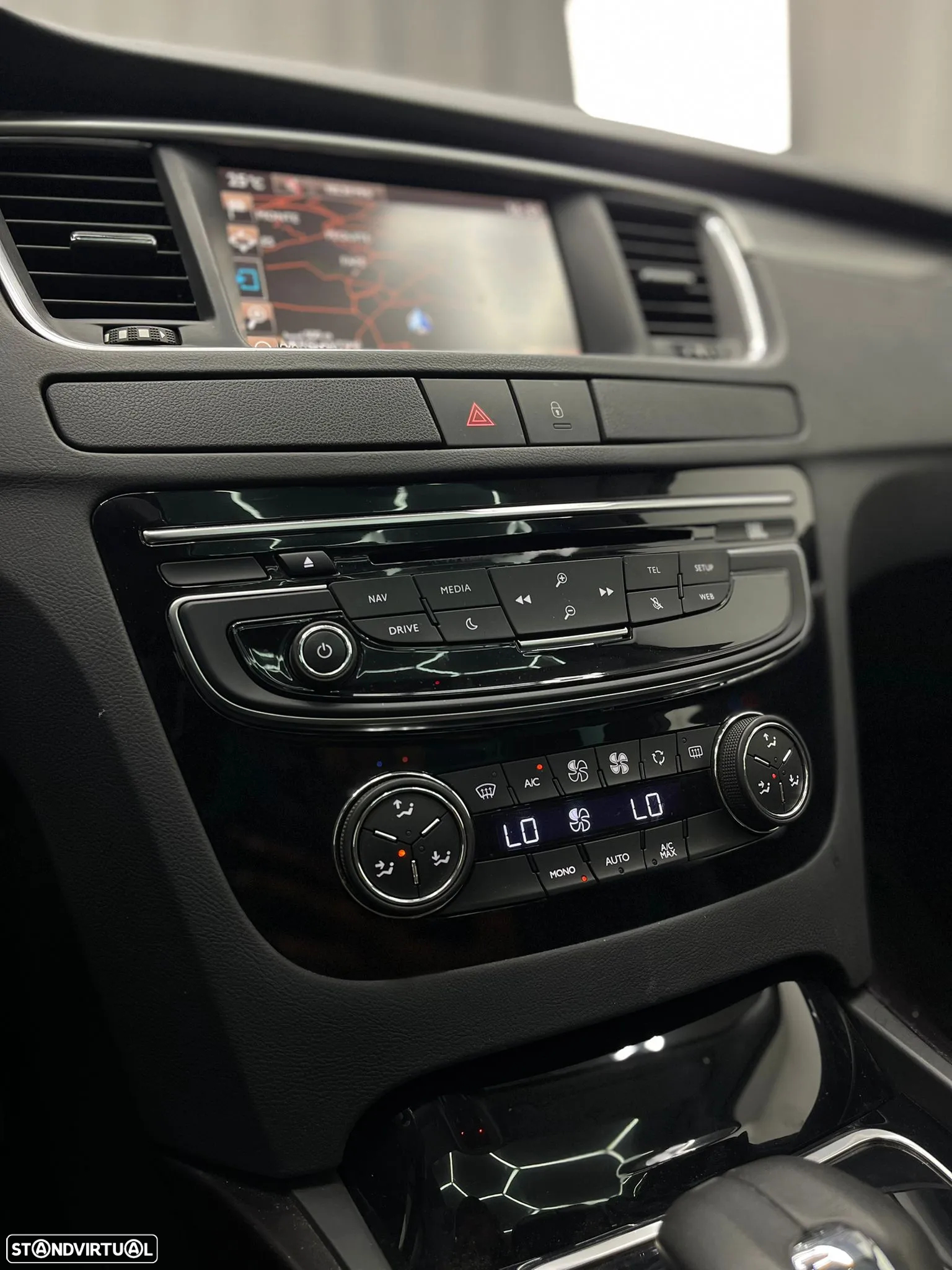 Peugeot 508 RXH 2.0 HDi Hybrid4 2-Tronic - 14