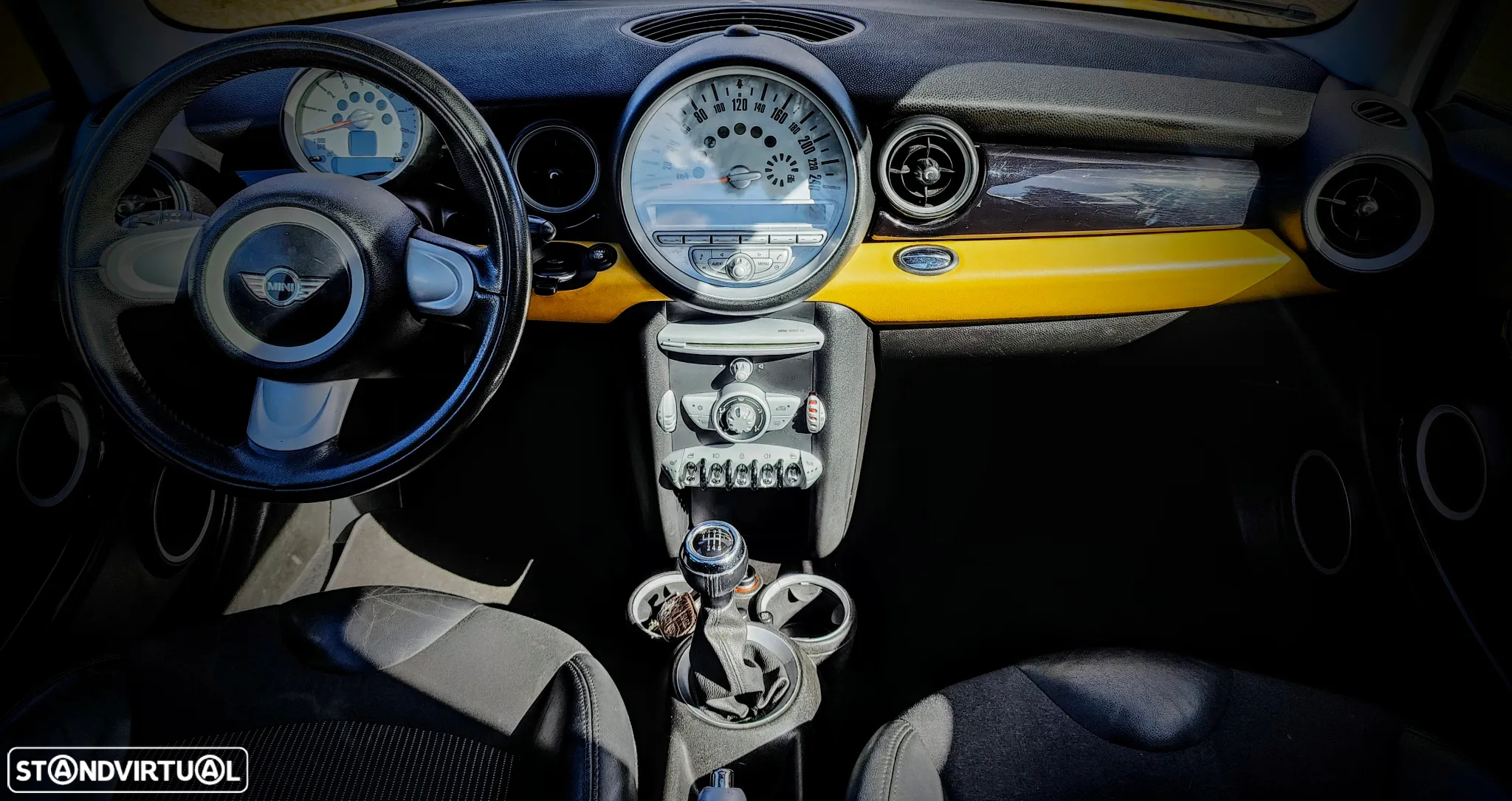 MINI 3 Portas Cooper Brick Lane - 12