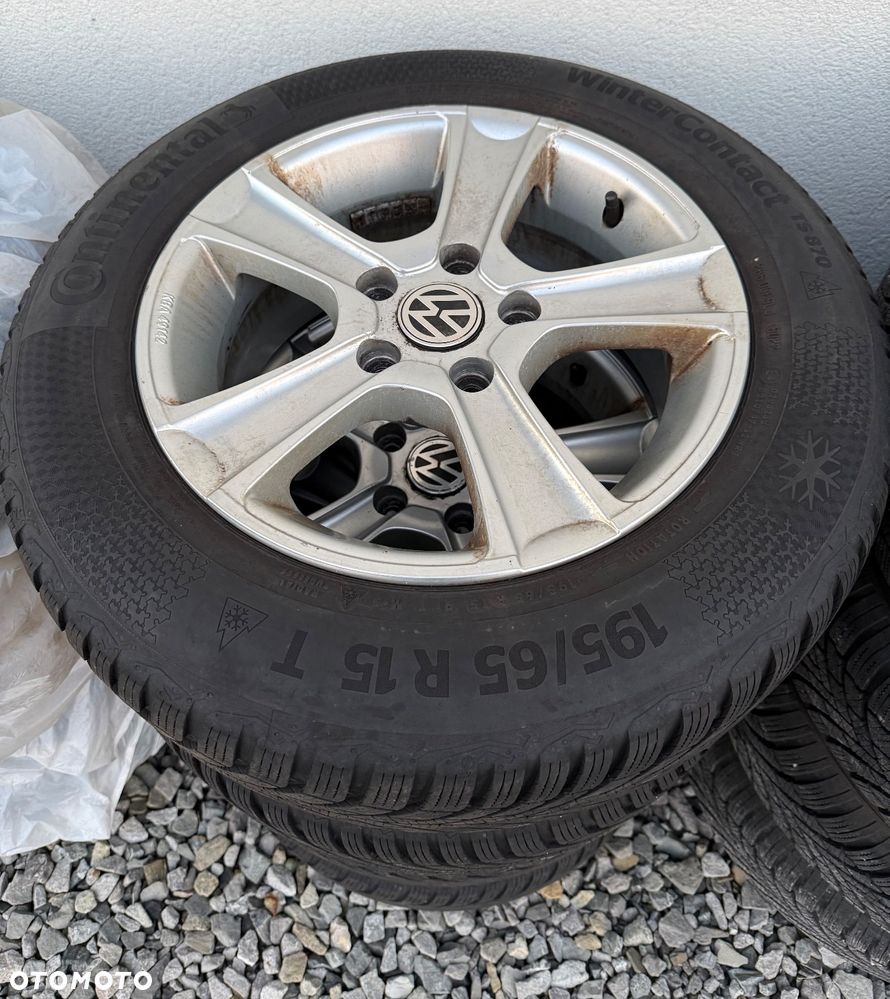 Volkswagen Golf - 37