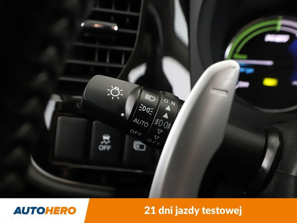 Mitsubishi Outlander - 31