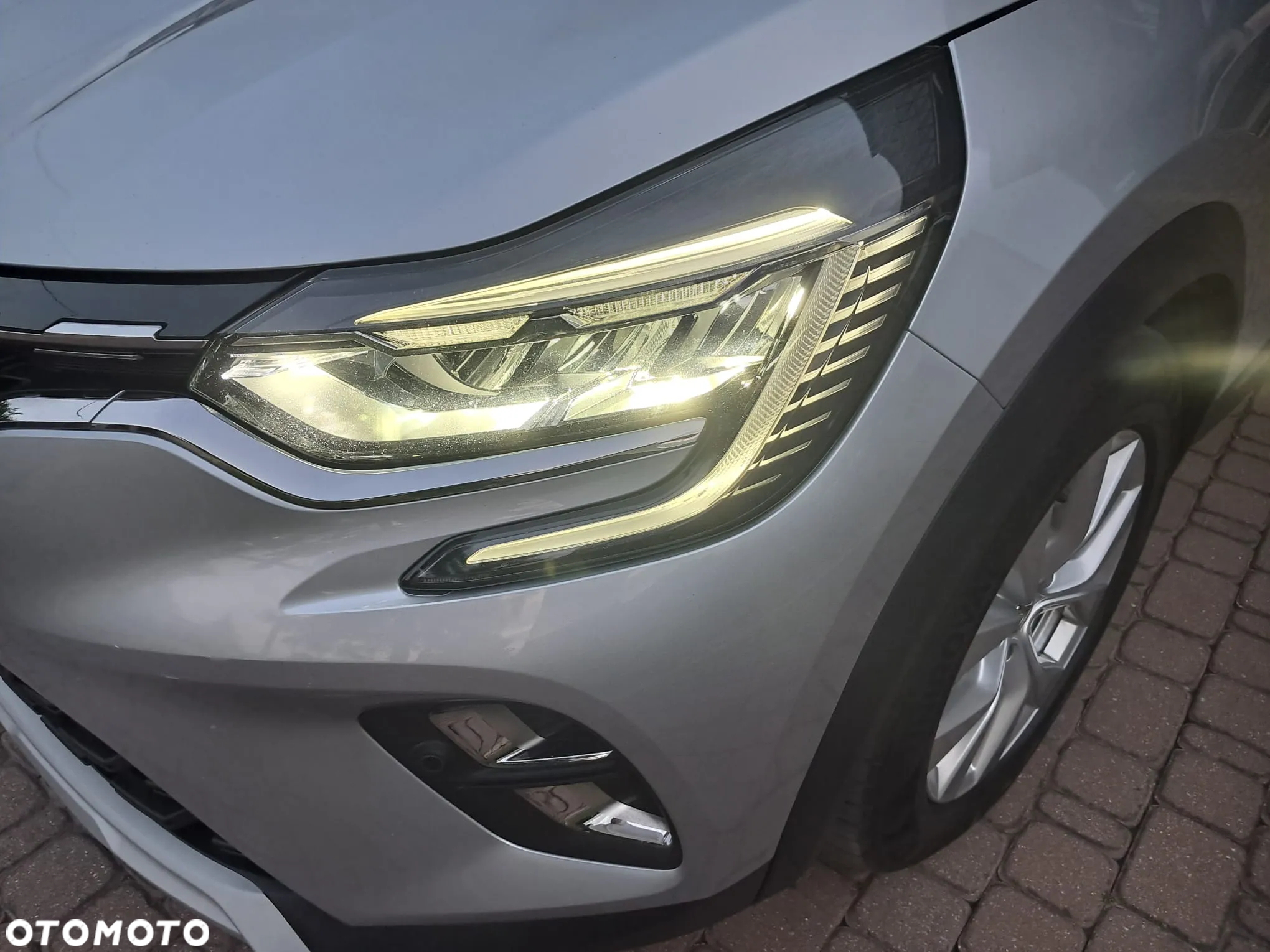 Renault Captur BLUE dCi 115 INTENS - 20