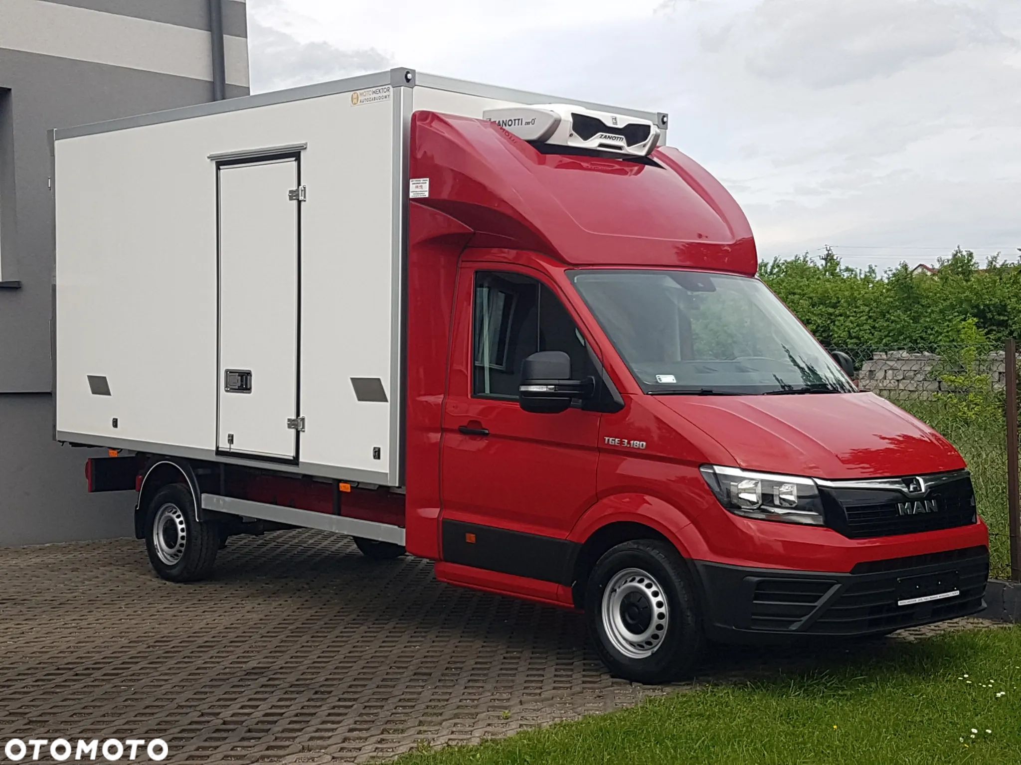 MAN TGE 3.180 8 EP CHŁODNIA AGREGAT 4,20x2,10x2,20 IZOTERMA FUNKCJA GRZANIA KLIMA DMC 3500 KG - 1