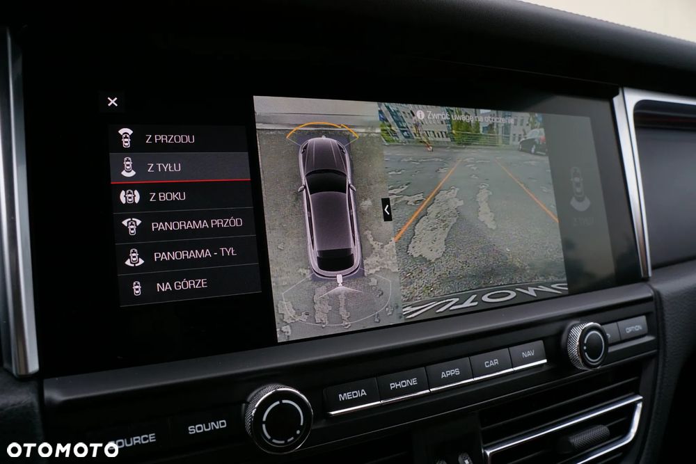 Porsche Macan Standard - 35