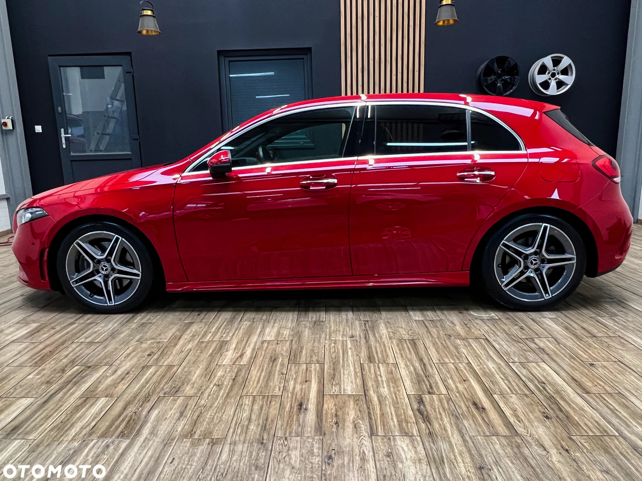 Mercedes-Benz Klasa A 220 4-Matic AMG Line 7G-DCT - 12