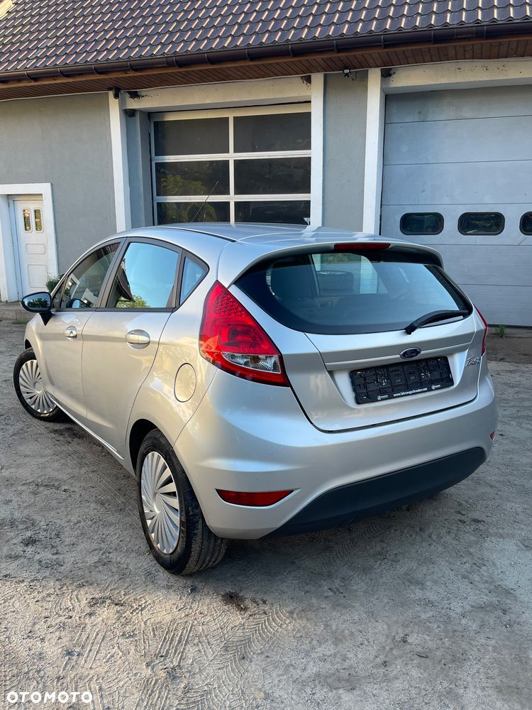 Ford Fiesta - 3