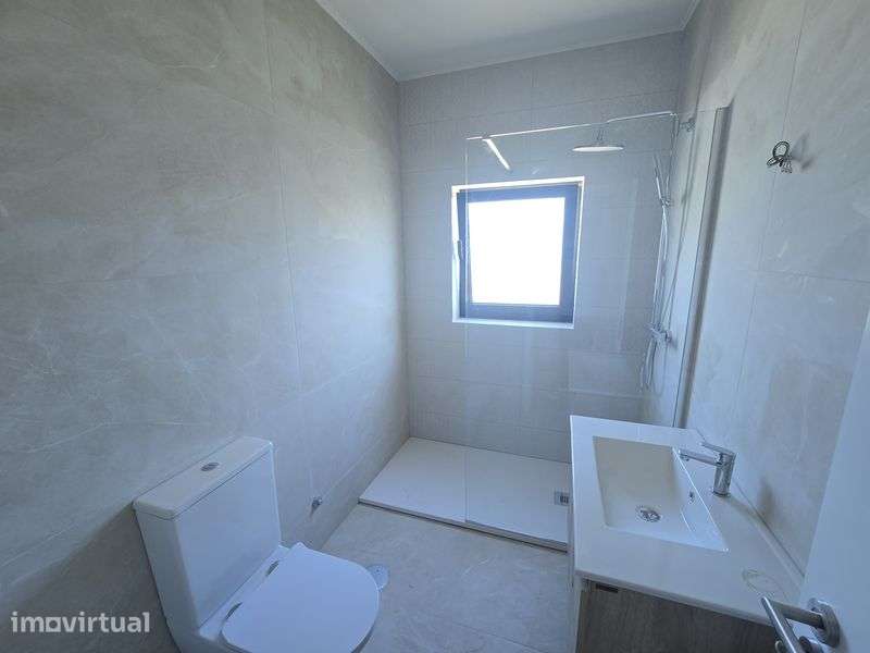 Arrenda-se Apartamento T3 - Grande imagem: 5/8