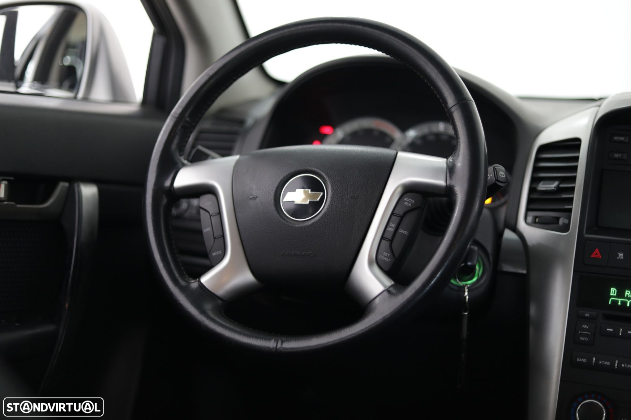 Chevrolet Captiva - 19