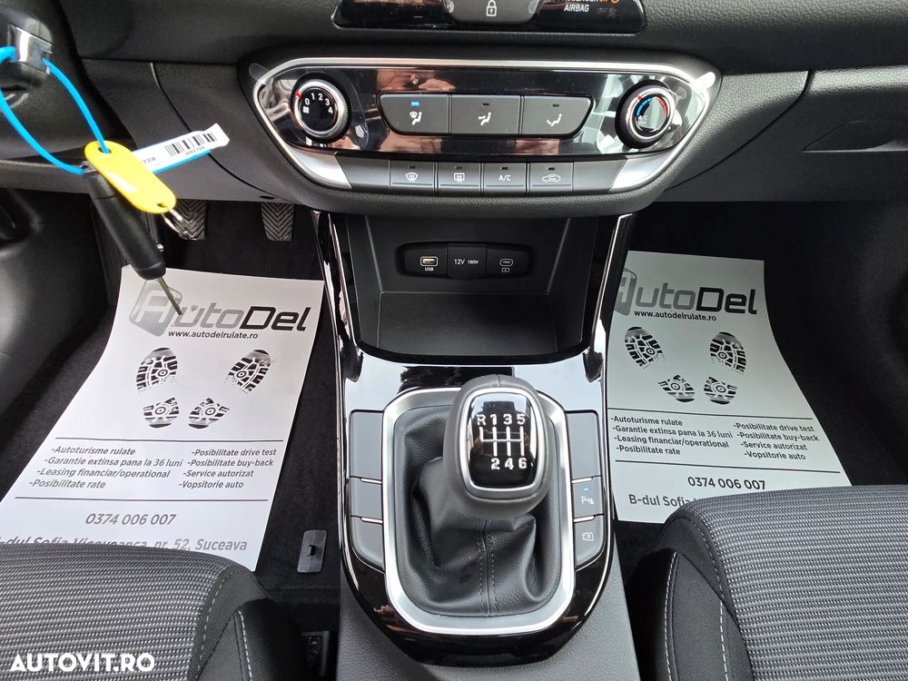 Hyundai i30 1.5 96CP M/T Comfort - 12