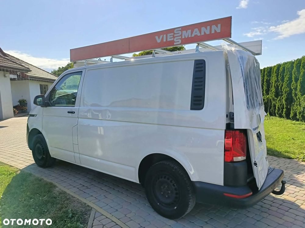 Volkswagen Transporter - 12