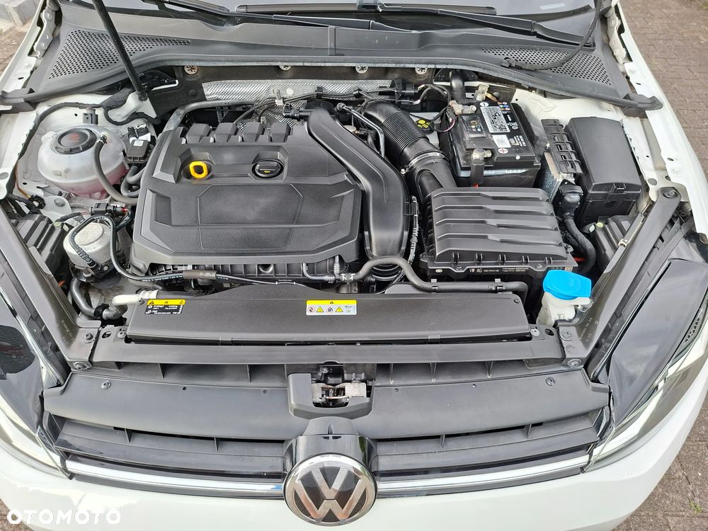 Volkswagen Golf 1.5 TSI BMT Trendline DSG - 7