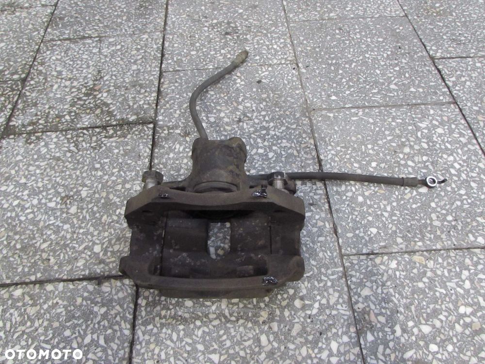 MITSUBISHI CANTER FUSO 7C15 3.0 E6 17R ZACISK HAMULCOWY PRZOD LEWY - 4