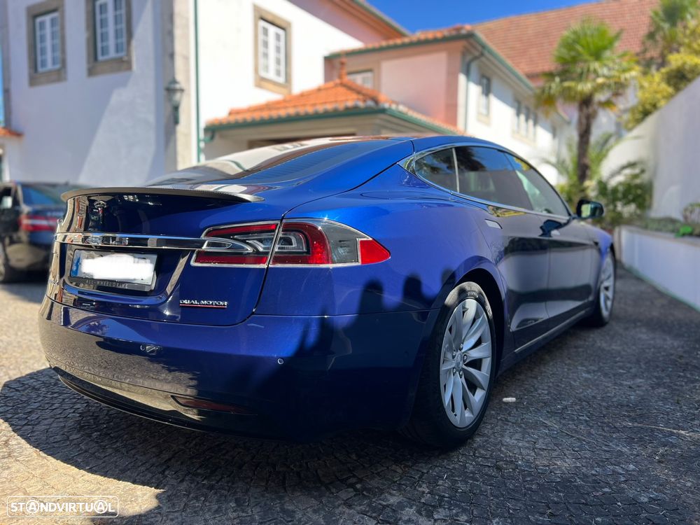 Tesla Model S 75D AWD - 11