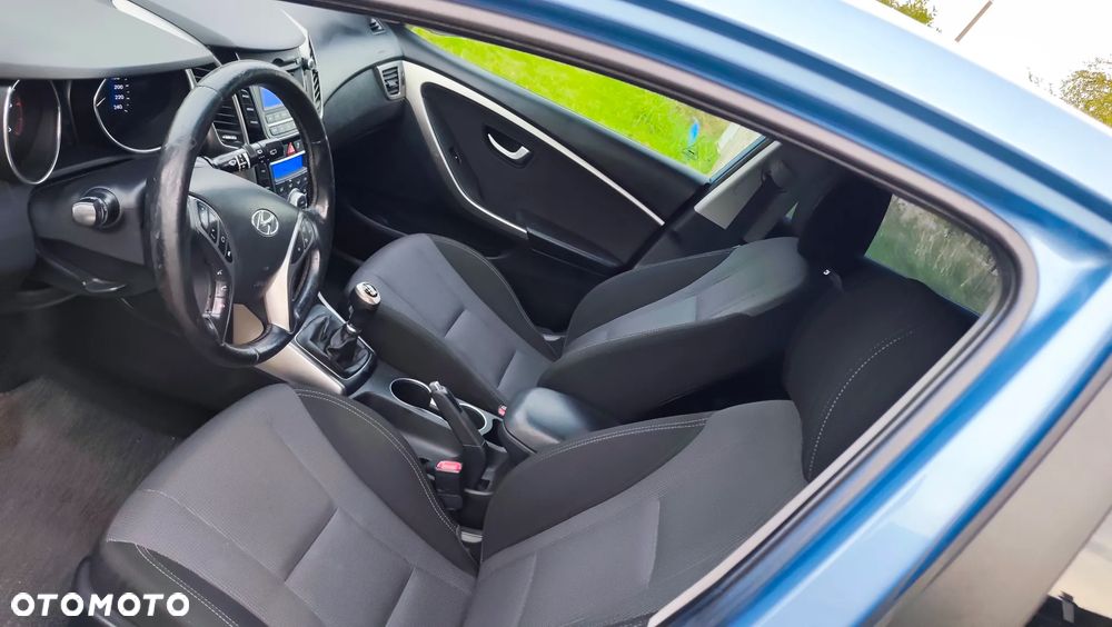 Hyundai i30 1.6 CRDi Blue Style - 25