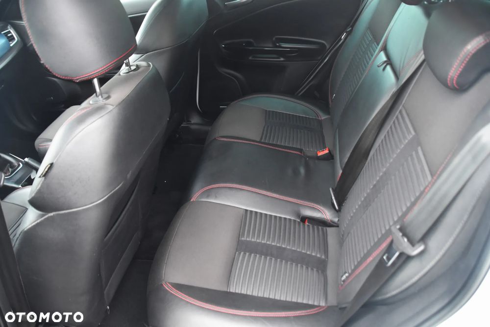 Alfa Romeo Giulietta 1.4 TB 16V Multiair Collezione - 8